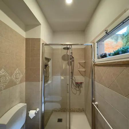 Bellini Garden Apartment
